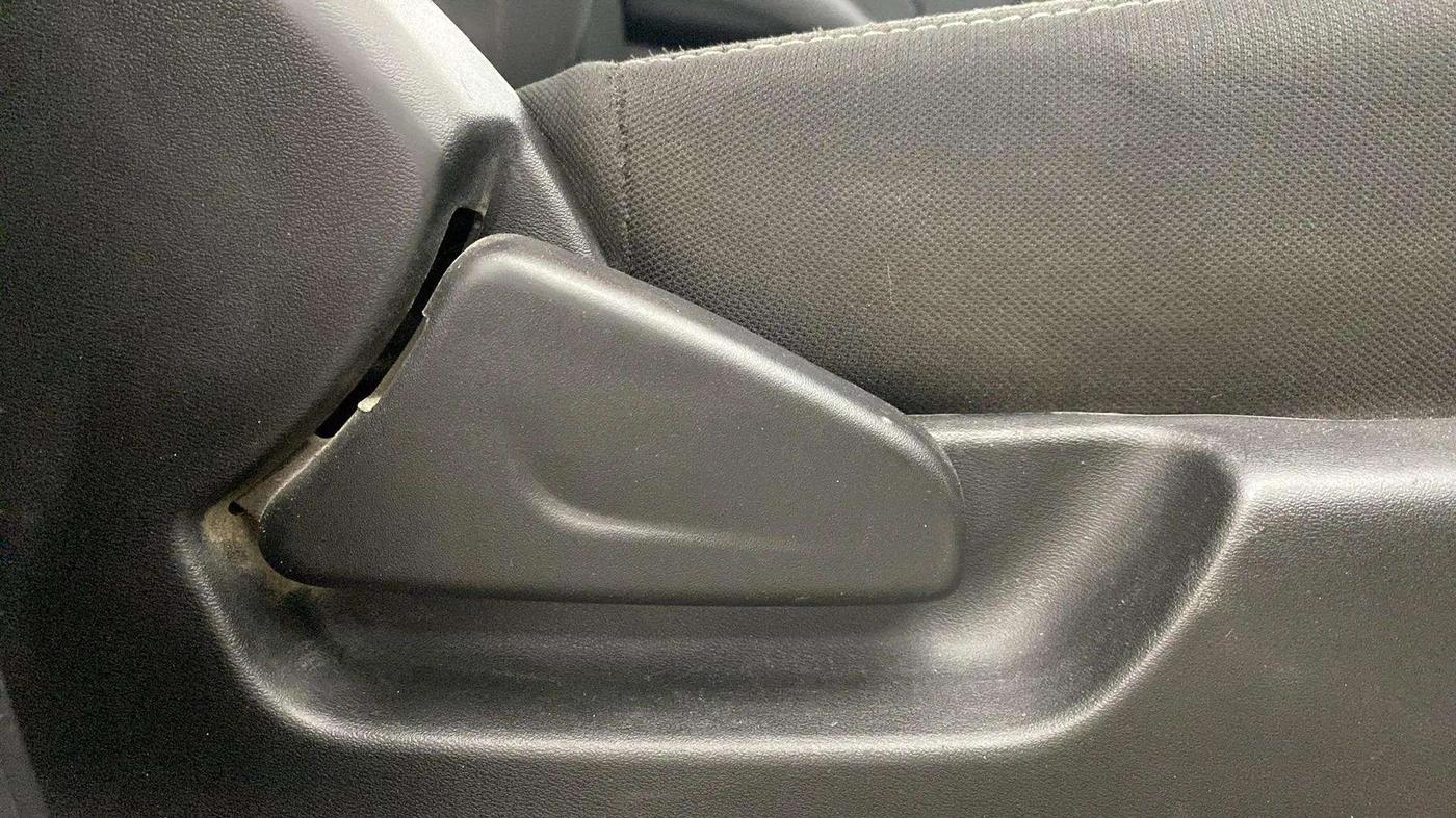 2018 Datsun Redi Go T(O) 1.0 AMT, Petrol, Automatic, 64,315 km, Driver Side Adjustment Panel