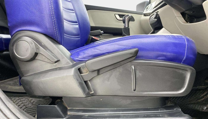 2022 Tata ALTROZ XZ PLUS DIESEL, Diesel, Manual, 30,226 km, Driver Side Adjustment Panel