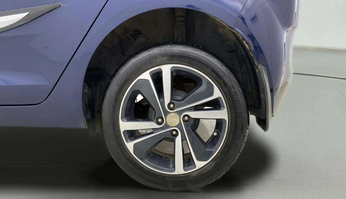 2022 Tata ALTROZ XZ PLUS DIESEL, Diesel, Manual, 30,226 km, Left Rear Wheel