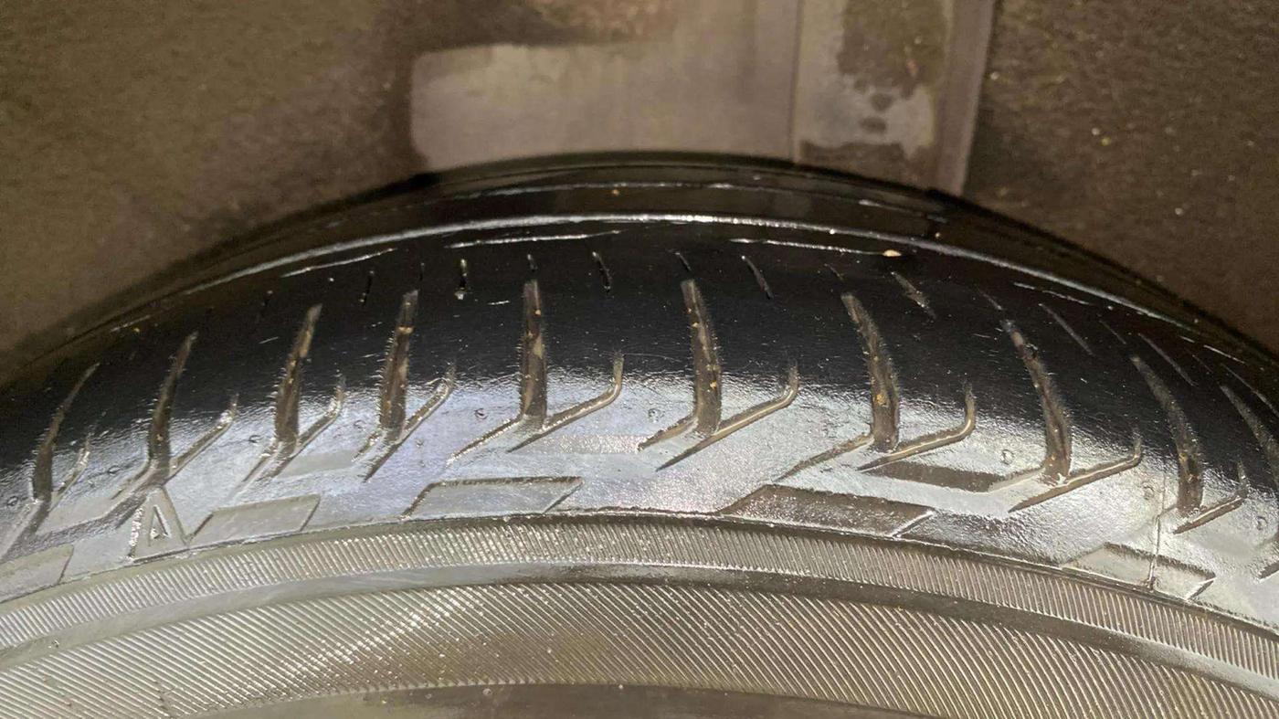 2018 Skoda Superb L&K 1.8 TSI AT, Petrol, Automatic, 65,658 km, Left Rear Tyre Tread
