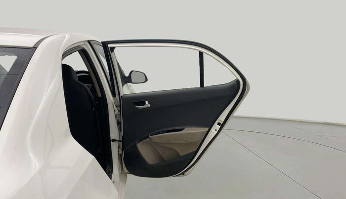 2015 Hyundai Xcent S (O) 1.2, Petrol, Manual, 63,646 km, RHS Rear Door
