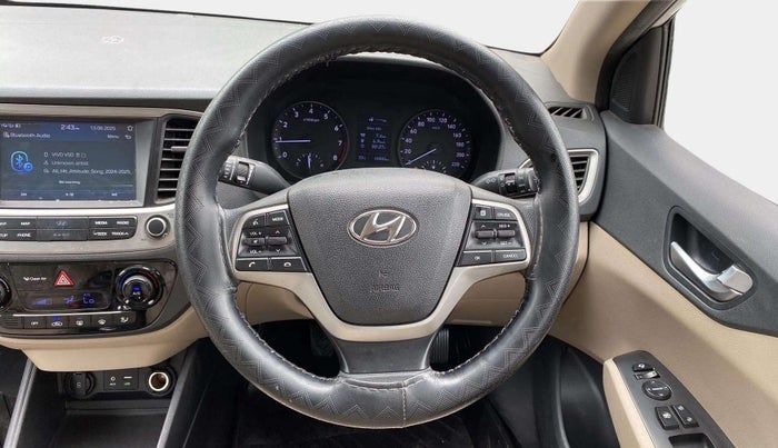 2019 Hyundai Verna 1.6 VTVT SX, Petrol, Manual, 68,877 km, Steering Wheel Close Up