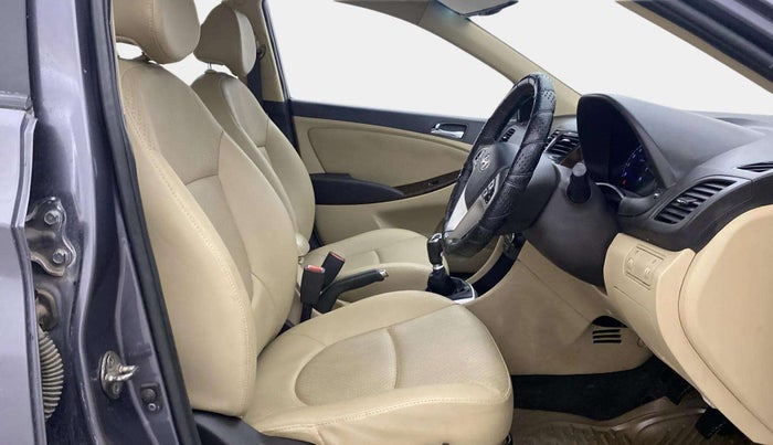 2014 Hyundai Verna FLUIDIC 1.6 VTVT SX, Petrol, Manual, 24,239 km, Right Side Front Door Cabin