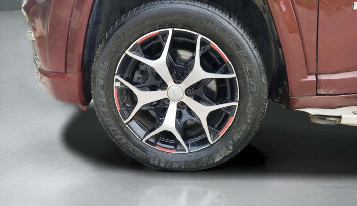 2022 Jeep MERIDIAN LIMITED (O) 4X2 AT, Diesel, Automatic, 31,269 km, Left Front Wheel