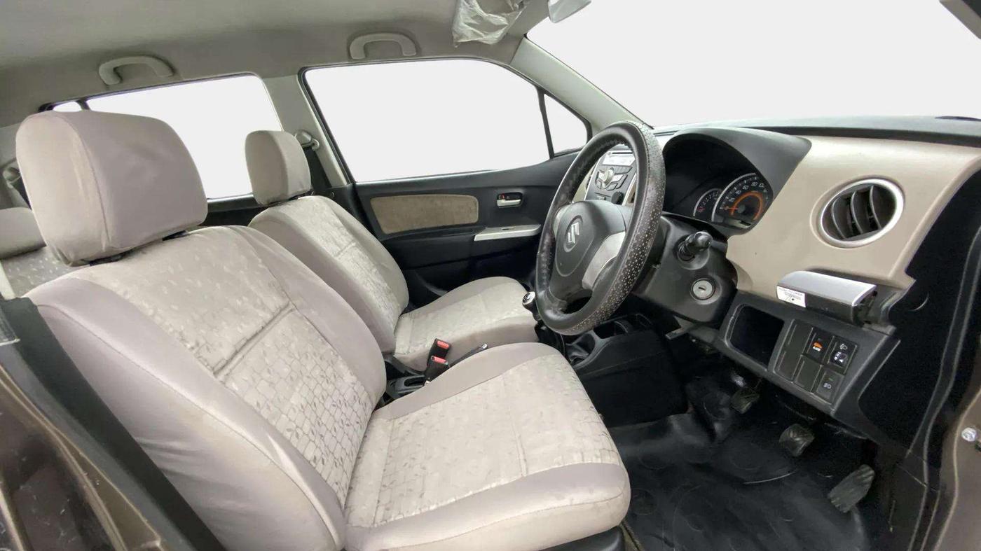 2015 Maruti Wagon R 1.0 VXI, Petrol, Manual, 47,241 km, Right Side Front Door Cabin