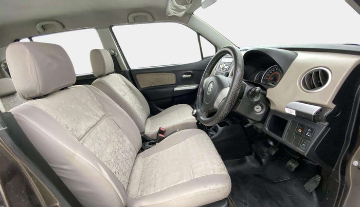 2015 Maruti Wagon R 1.0 VXI, Petrol, Manual, 47,727 km, Right Side Front Door Cabin