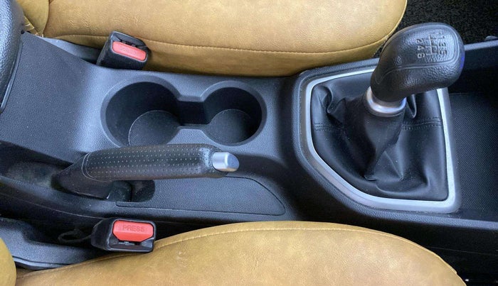 2017 Hyundai Creta E PLUS 1.6 PETROL, Petrol, Manual, 20,534 km, Gear Lever
