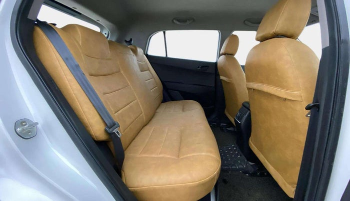 2017 Hyundai Creta E PLUS 1.6 PETROL, Petrol, Manual, 20,534 km, Right Side Rear Door Cabin