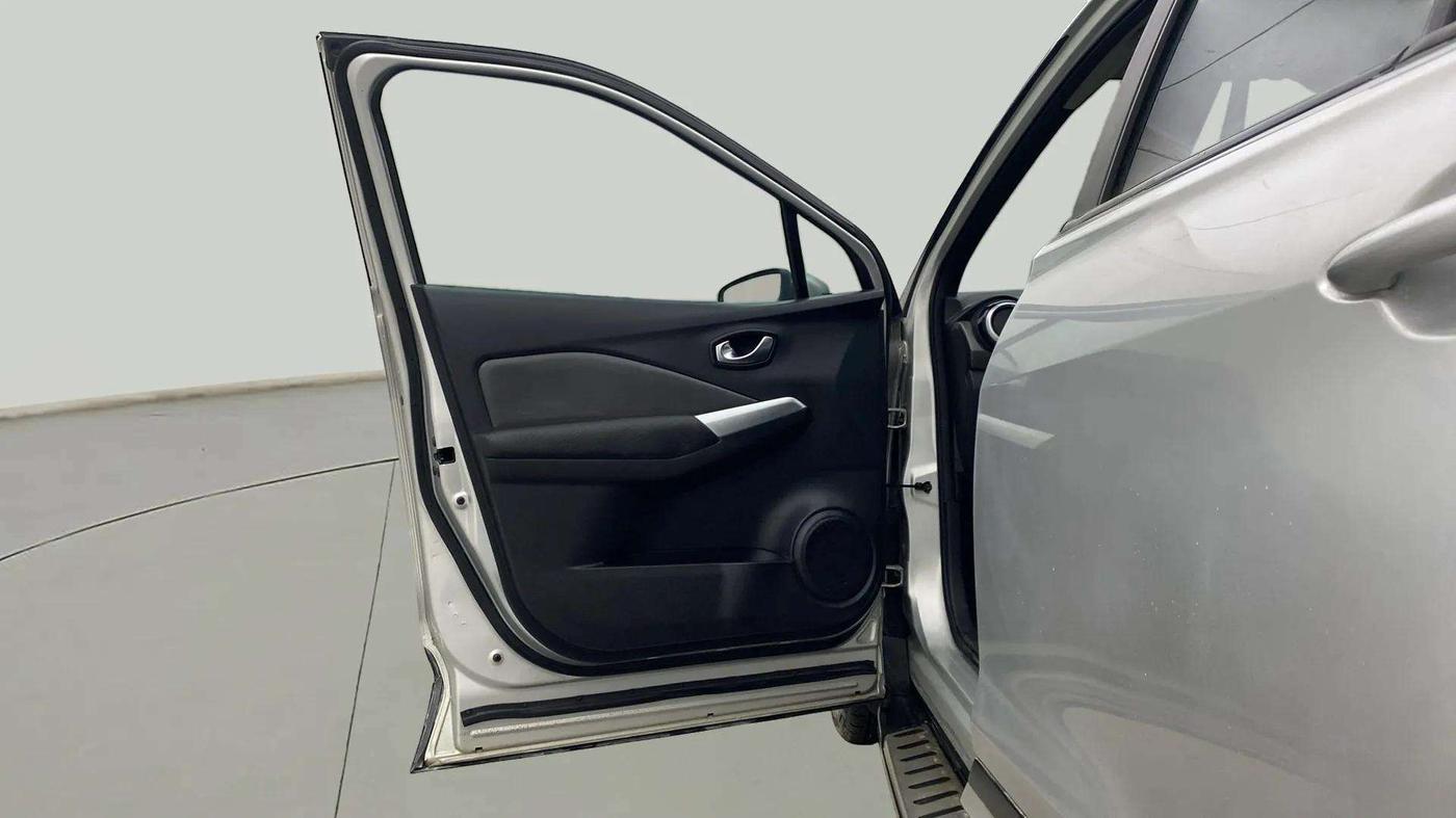 2019 Nissan Kicks XV DIESEL, Diesel, Manual, 55,205 km, LHS Front Door