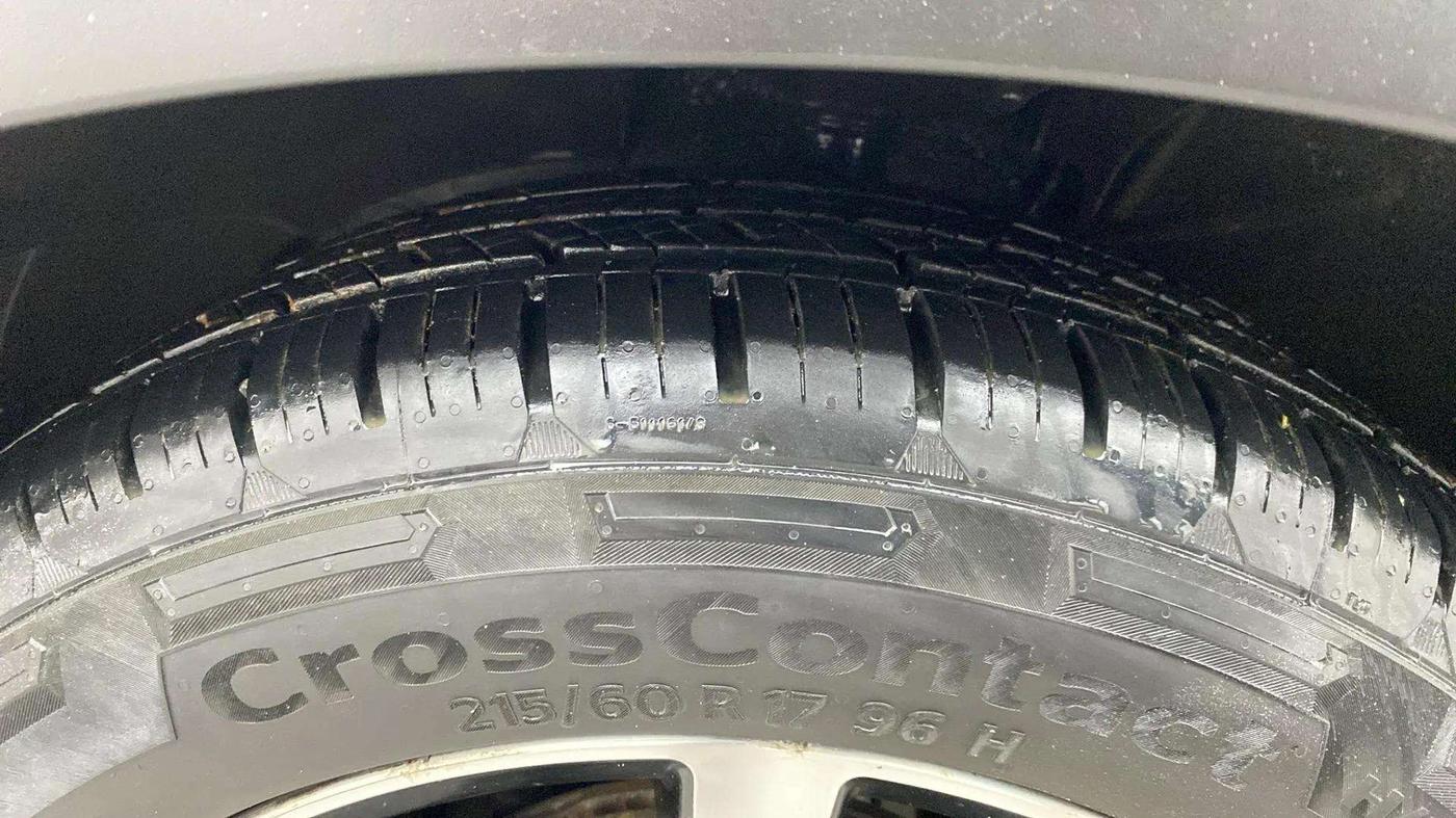 2019 Nissan Kicks XV DIESEL, Diesel, Manual, 55,205 km, Left Front Tyre Tread