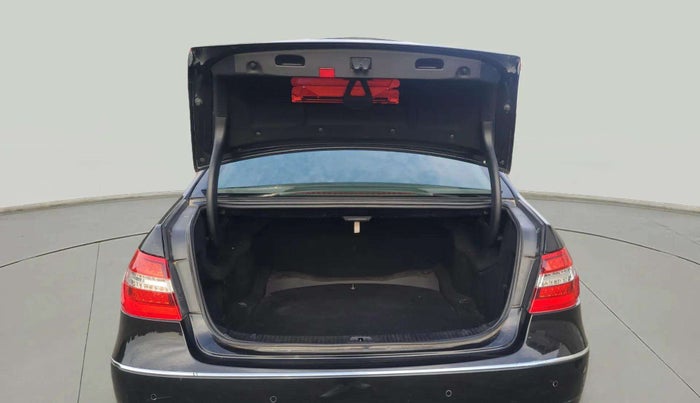 2011 Mercedes Benz E Class E 250 CDI ELEGANCE, Diesel, Automatic, 81,072 km, Boot Door Open