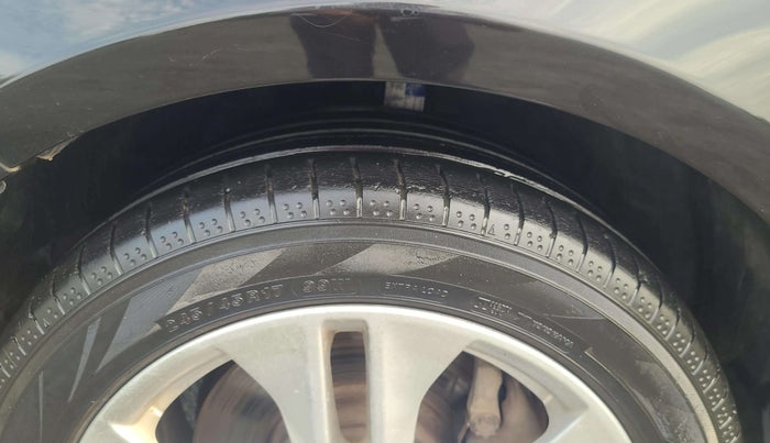2011 Mercedes Benz E Class E 250 CDI ELEGANCE, Diesel, Automatic, 81,072 km, Right Front Tyre Tread