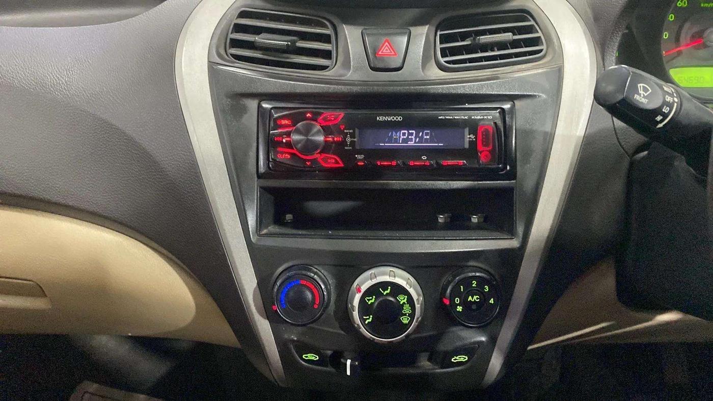 2015 Hyundai Eon ERA +, Petrol, Manual, 64,682 km, Air Conditioner