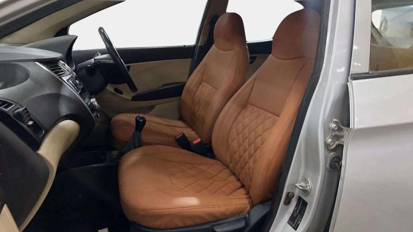 2015 Hyundai Eon ERA +, Petrol, Manual, 64,682 km, Right Side Front Door Cabin