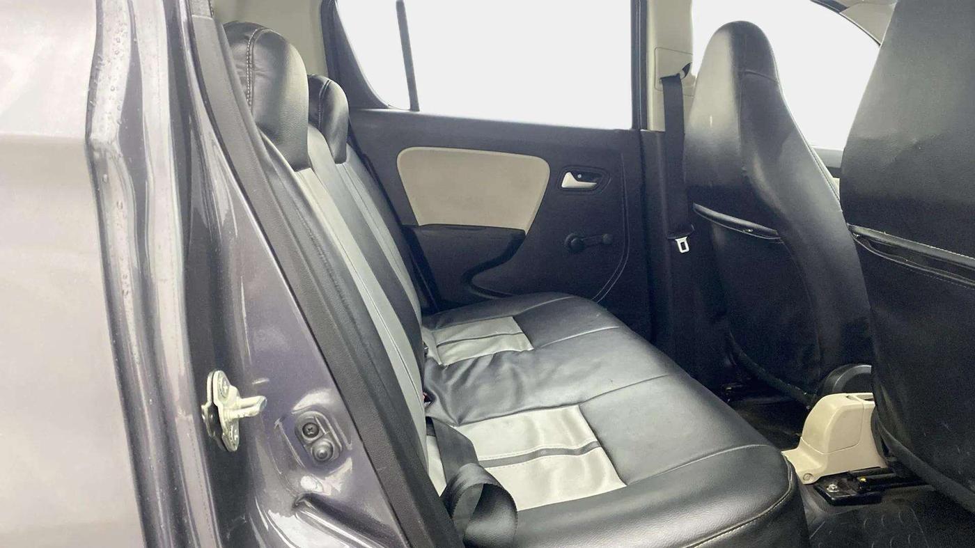 2021 Maruti Alto VXI PLUS, Petrol, Manual, 34,218 km, Right Side Rear Door Cabin