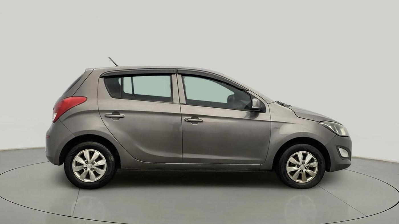 2012 Hyundai i20 SPORTZ 1.2, Petrol, Manual, 86,829 km, Right Side View