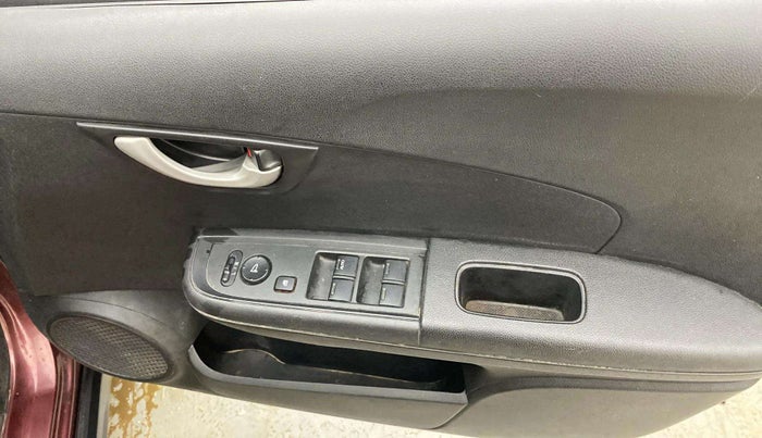 2017 Honda BR-V 1.5L I-VTEC S, Petrol, Manual, 56,608 km, Driver Side Door Panels Control