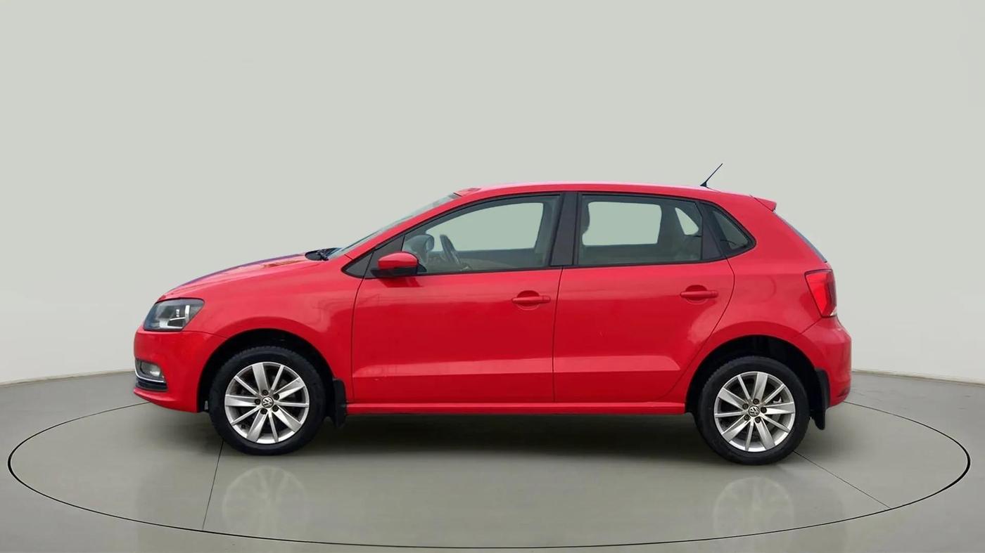 2015 Volkswagen Polo HIGHLINE1.2L, Petrol, Manual, 74,635 km, Left Side