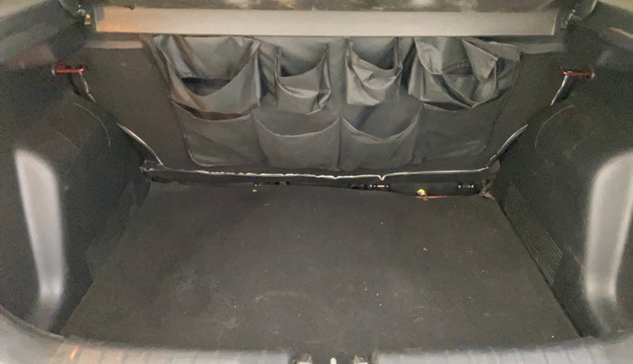 2021 KIA SONET HTX 1.0 IMT, Petrol, Manual, 53,981 km, Boot Inside