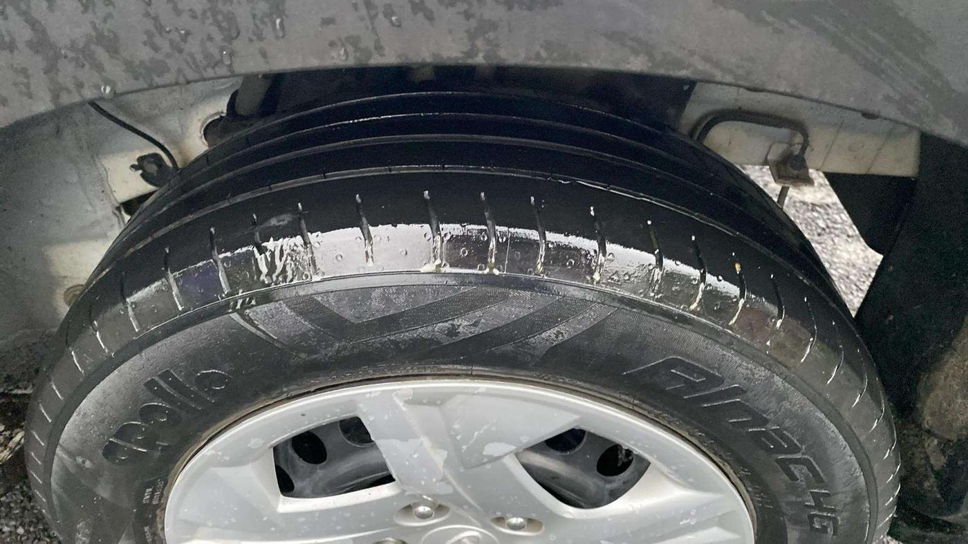 2021 Hyundai VENUE S 1.2, Petrol, Manual, 36,983 km, Left Rear Tyre Tread