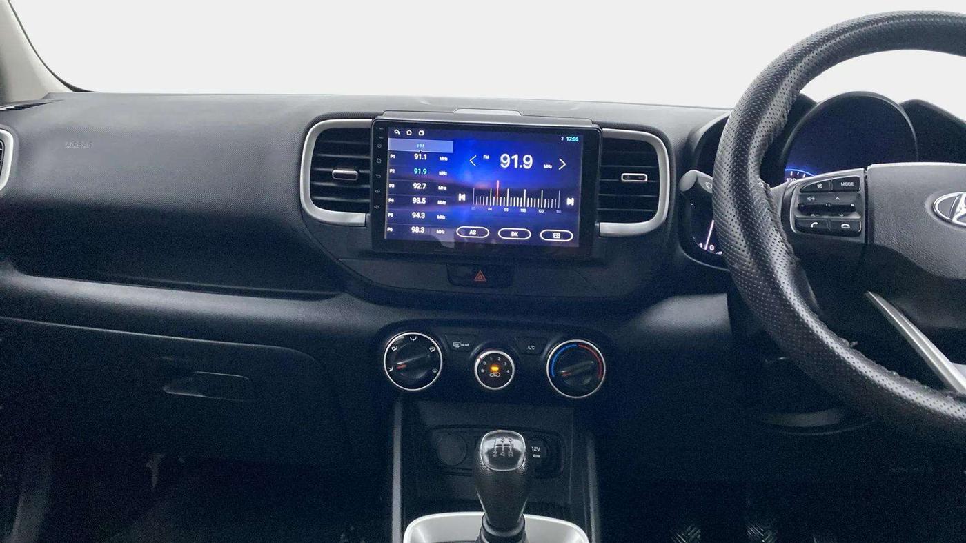 2021 Hyundai VENUE S 1.2, Petrol, Manual, 36,983 km, Air Conditioner