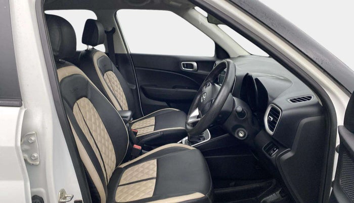 2021 Hyundai VENUE S 1.2, Petrol, Manual, 36,912 km, Right Side Front Door Cabin