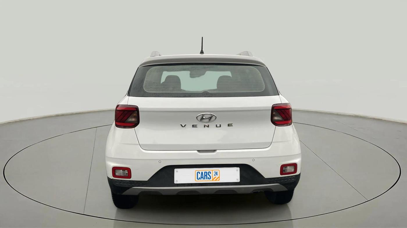 2021 Hyundai VENUE S 1.2, Petrol, Manual, 36,983 km, Back/Rear