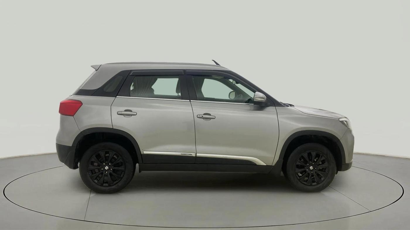 2022 Maruti BREZZA ZXI, Petrol, Manual, 38,044 km, Right Side View