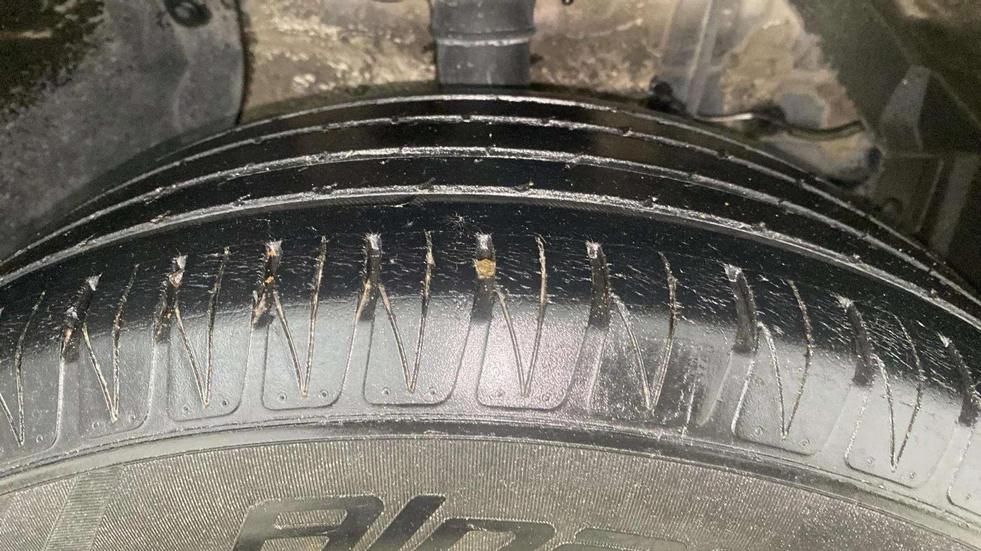 2022 Maruti BREZZA ZXI, Petrol, Manual, 38,044 km, Right Front Tyre Tread