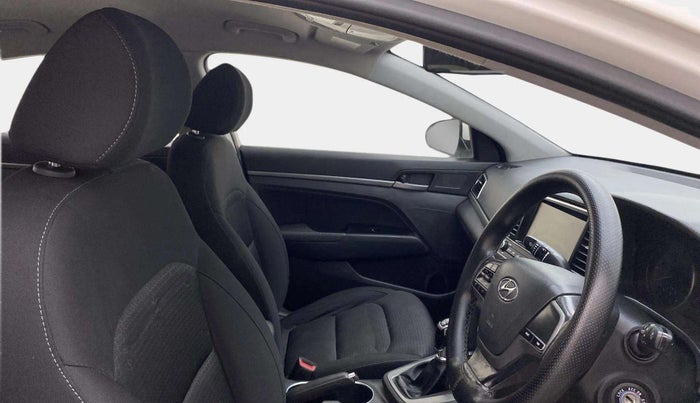 2017 Hyundai New Elantra 2.0 SX MT PETROL, Petrol, Manual, 1,49,154 km, Right Side Front Door Cabin