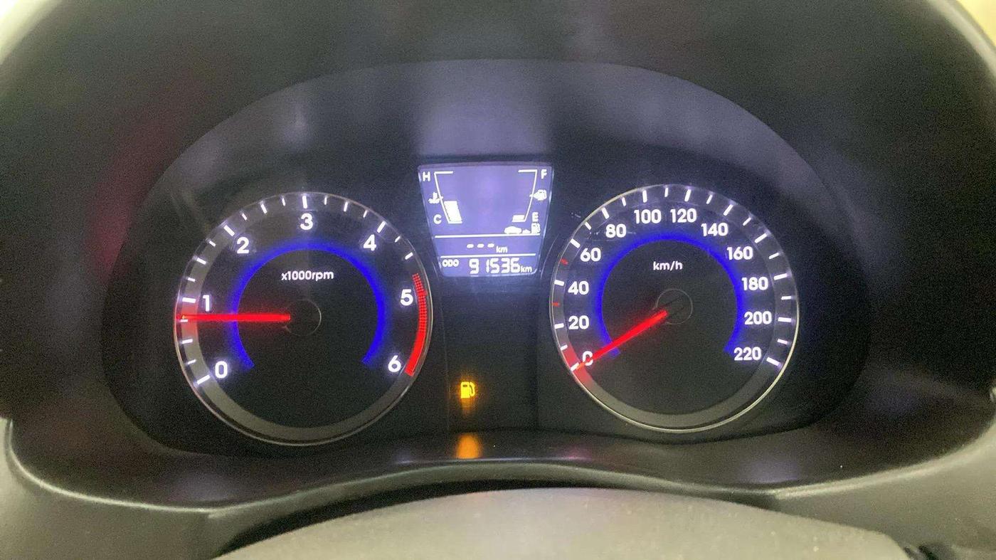 2013 Hyundai Verna FLUIDIC 1.6 CRDI EX, Diesel, Manual, 91,584 km, Odometer Image