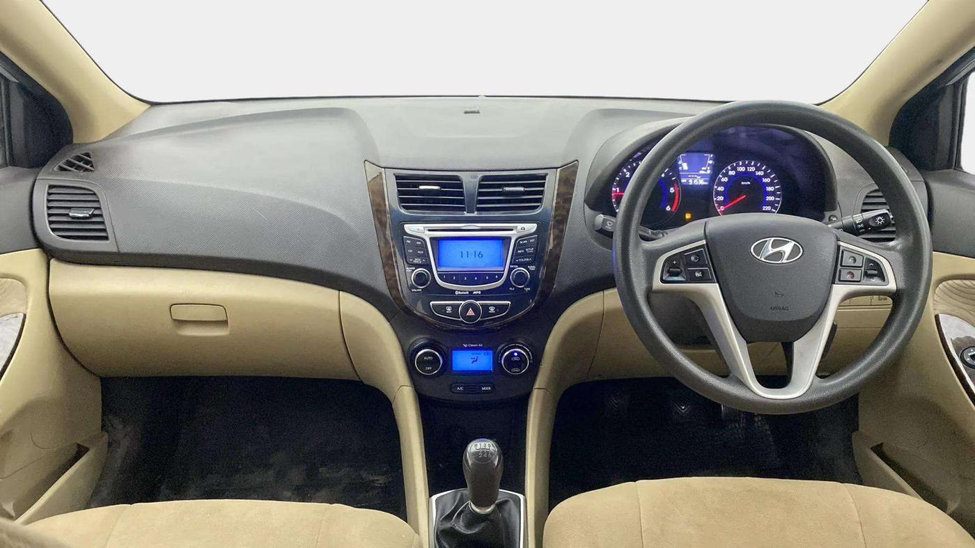 2013 Hyundai Verna FLUIDIC 1.6 CRDI EX, Diesel, Manual, 91,584 km, Dashboard
