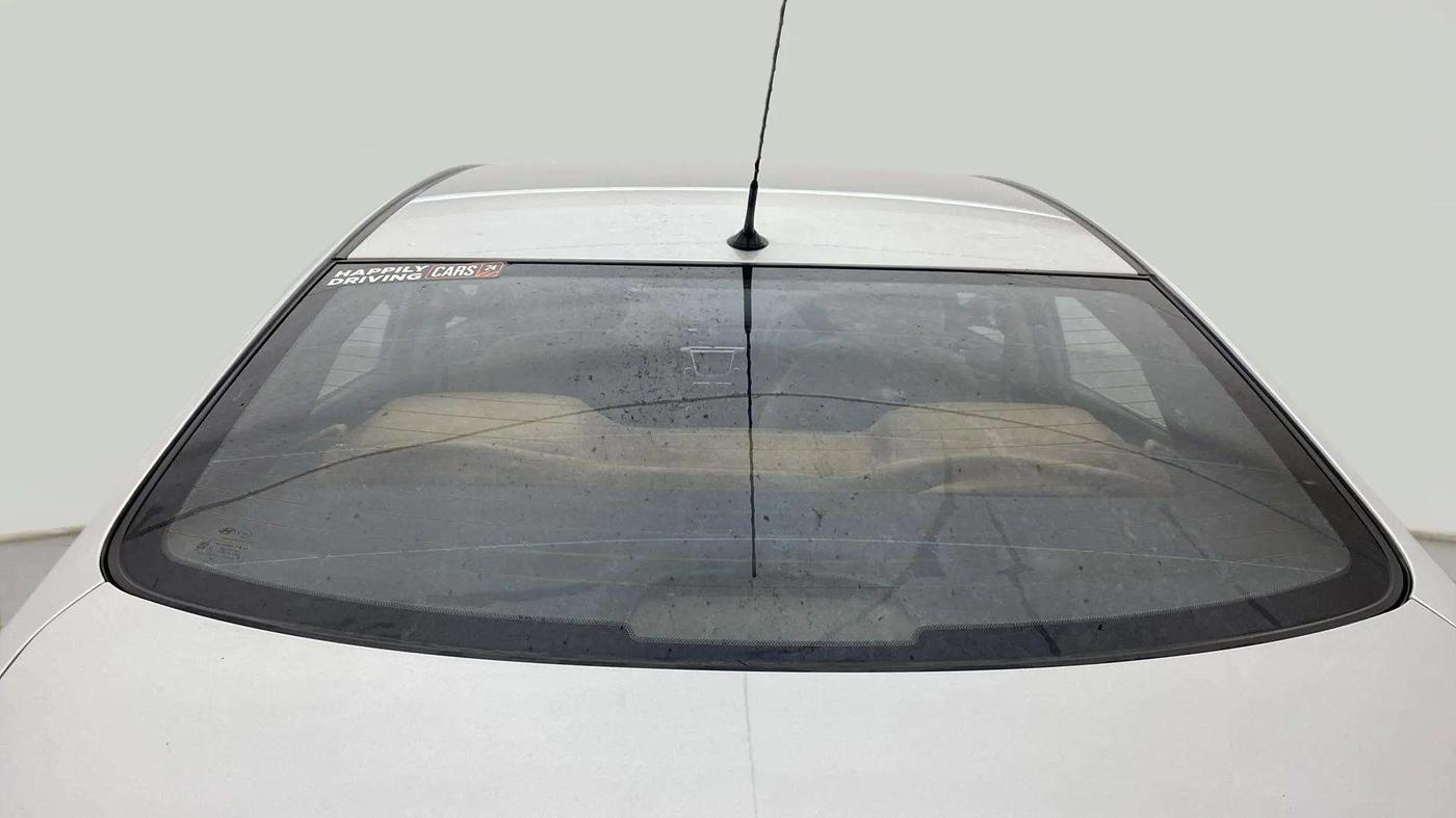 2013 Hyundai Verna FLUIDIC 1.6 CRDI EX, Diesel, Manual, 91,584 km, Rear Windshield