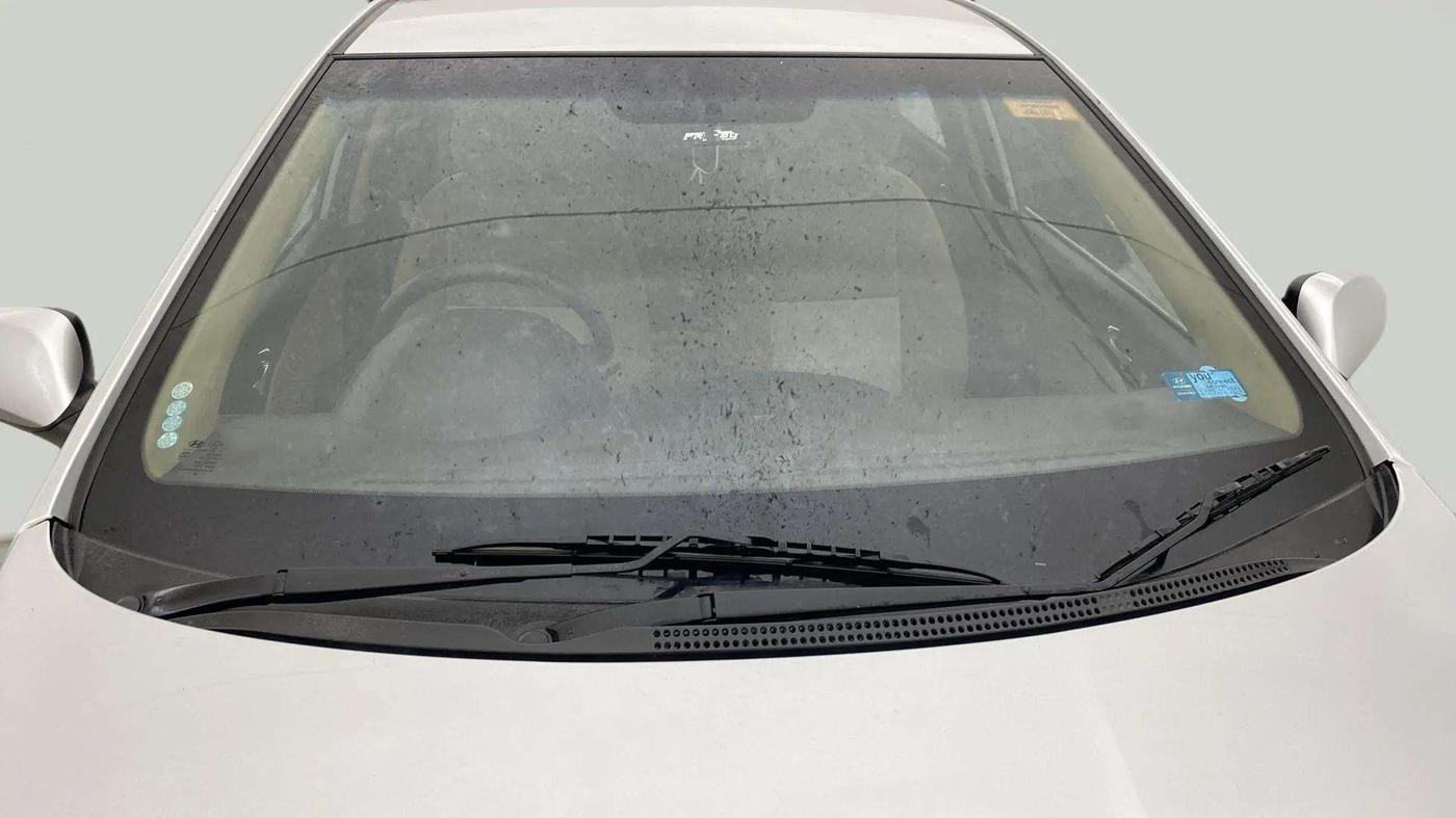 2013 Hyundai Verna FLUIDIC 1.6 CRDI EX, Diesel, Manual, 91,584 km, Front Windshield