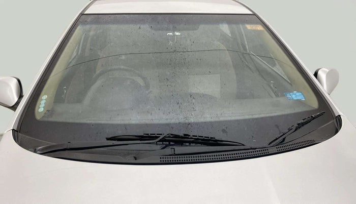 2013 Hyundai Verna FLUIDIC 1.6 CRDI EX, Diesel, Manual, 91,584 km, Front Windshield