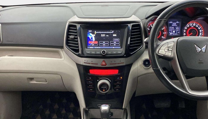 2022 Mahindra XUV300 W8 (O) 1.2 PETROL AMT, Petrol, Automatic, 32,518 km, Air Conditioner