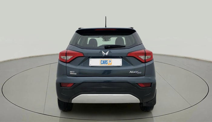 2022 Mahindra XUV300 W8 (O) 1.2 PETROL AMT, Petrol, Automatic, 32,518 km, Back/Rear