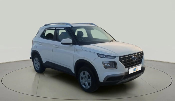 2021 Hyundai VENUE S 1.2, Petrol, Manual, 30,427 km, Right Front Diagonal