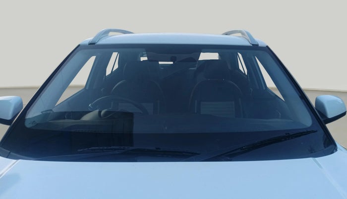 2021 Hyundai VENUE S 1.2, Petrol, Manual, 30,427 km, Front Windshield
