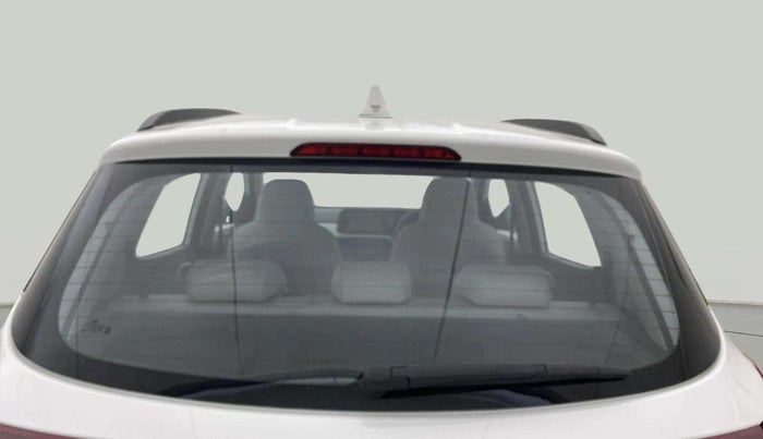 2024 Hyundai GRAND I10 NIOS ASTA AMT 1.2 KAPPA VTVT, Petrol, Automatic, 1,326 km, Rear Windshield