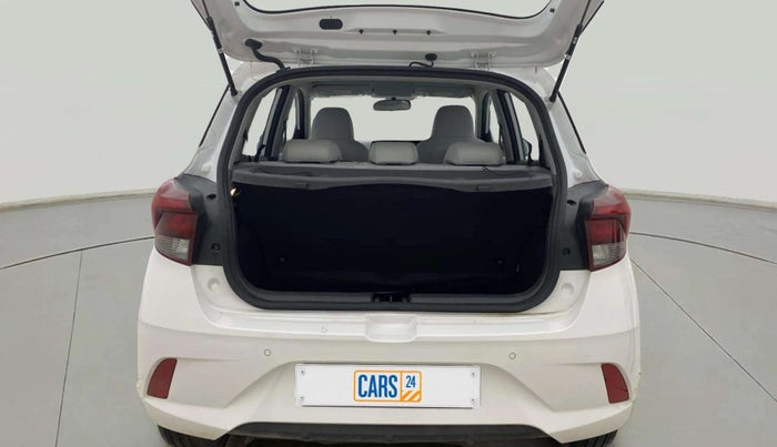 2024 Hyundai GRAND I10 NIOS ASTA AMT 1.2 KAPPA VTVT, Petrol, Automatic, 1,326 km, Boot Inside