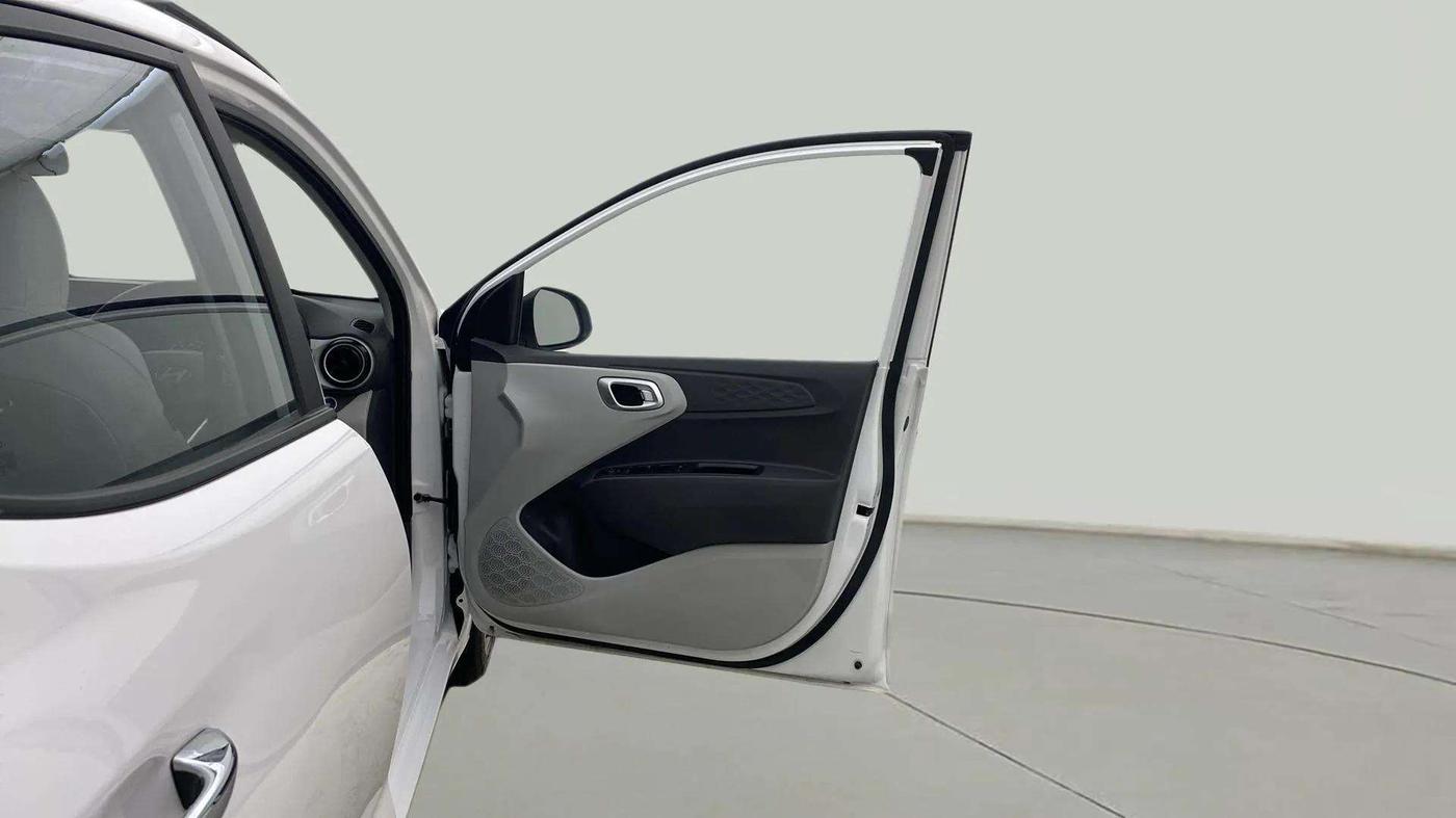 2024 Hyundai GRAND I10 NIOS ASTA AMT 1.2 KAPPA VTVT, Petrol, Automatic, 1,326 km, RHS Front Door