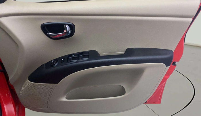 2013 Hyundai i10 MAGNA 1.2, Petrol, Manual, 63,306 km, Driver Side Door Panels Control