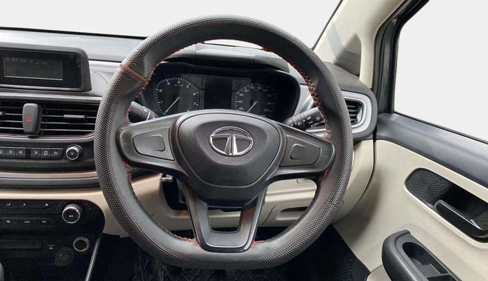 2022 Tata ALTROZ XE PLUS PETROL, CNG, Manual, 36,872 km, Steering Wheel Close Up