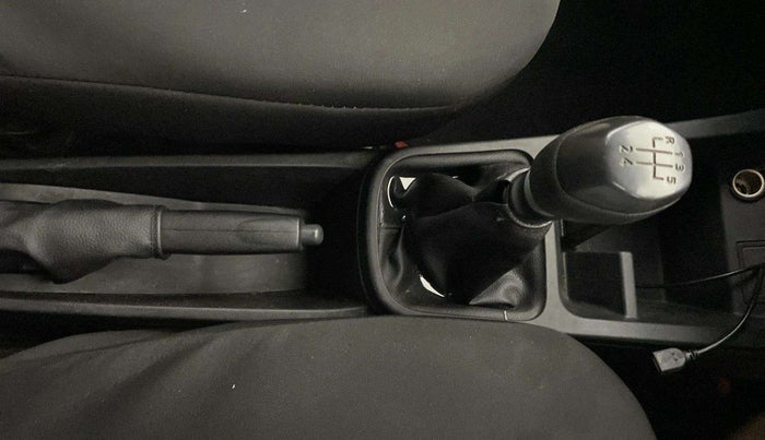 2021 Renault Kwid RXT 0.8, Petrol, Manual, 27,868 km, Gear Lever