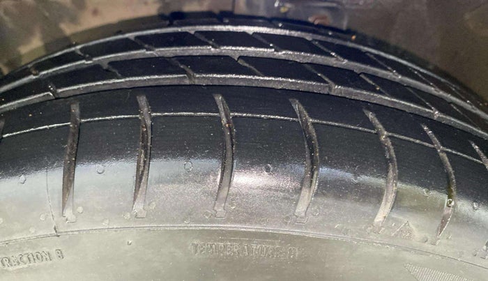 2020 Maruti Celerio ZXI (O), Petrol, Manual, 62,163 km, Right Front Tyre Tread