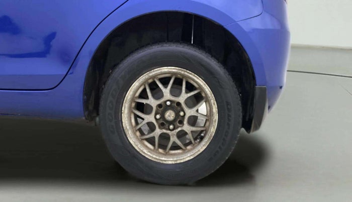 2012 Maruti Swift VDI, Diesel, Manual, 31,635 km, Left Rear Wheel