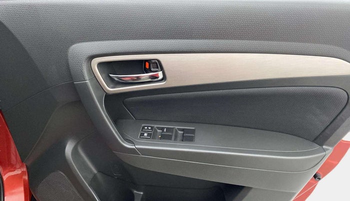 2017 Maruti Vitara Brezza ZDI, Diesel, Manual, 34,866 km, Driver Side Door Panels Control
