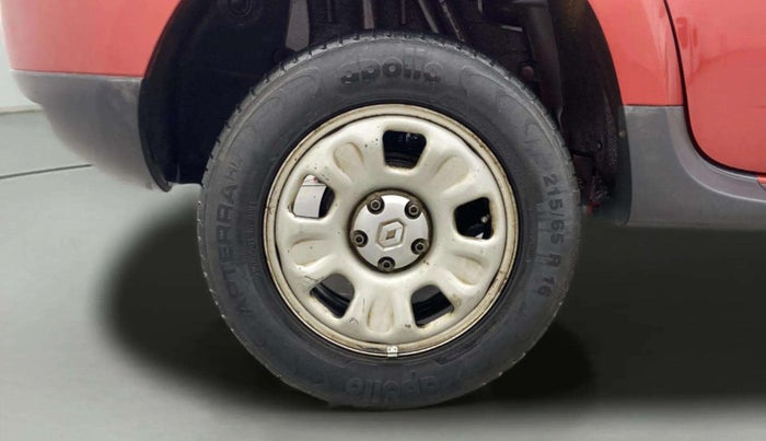 2015 Renault Duster RXL PETROL, Petrol, Manual, 64,743 km, Right Rear Wheel