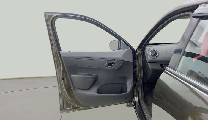 2021 Renault Kwid RXT 1.0 AMT (O), Petrol, Automatic, 52,342 km, LHS Front Door